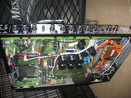 the guts of a Peavey Classic 400!